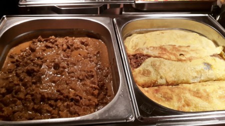 rendang en perkadel telor